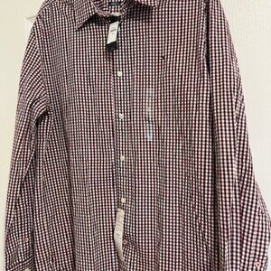Tommy Hilfiger men’s long sleeves shirt.